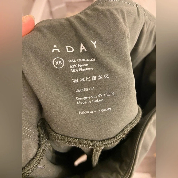 ADAY Breaks On Leggings Green Size XS - Picture 6 of 7
